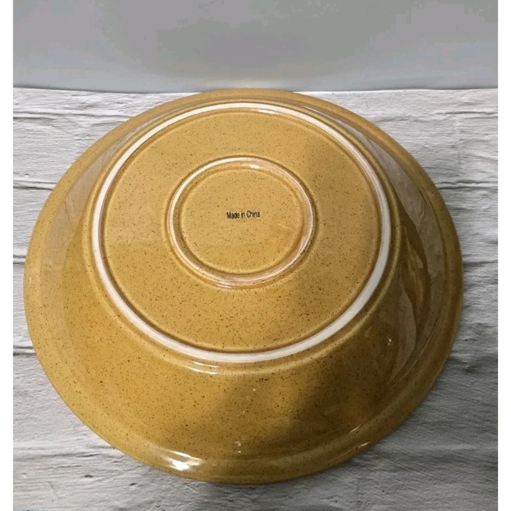 Vintage Ceramic Covered Apple Pie Plate Dish Keeper w/ Lid 1980's from Portugal